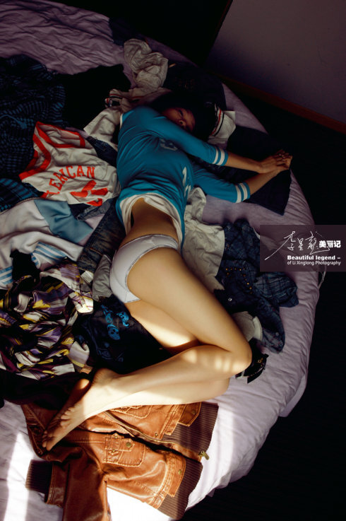 2010.03.26 李星龙摄影-美丽记-美女古董商吕昕霏私家写真